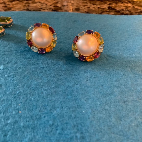 14KT Freshwater Cultured Pearl Halo Semi-Gems Studded Earrings 10 Grams - Picture 6 of 6